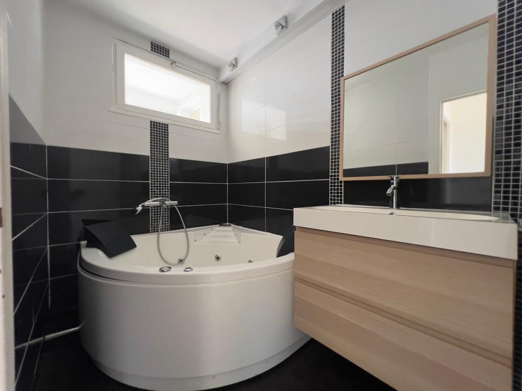 CHOLET Appartement Cholet 4 pièces 78.1 m2 8