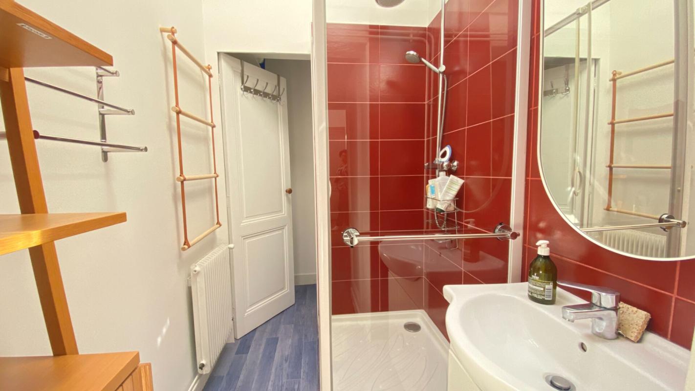 BORDEAUX Maison de famille en pierre de caractère 142m² à Bordeaux 11