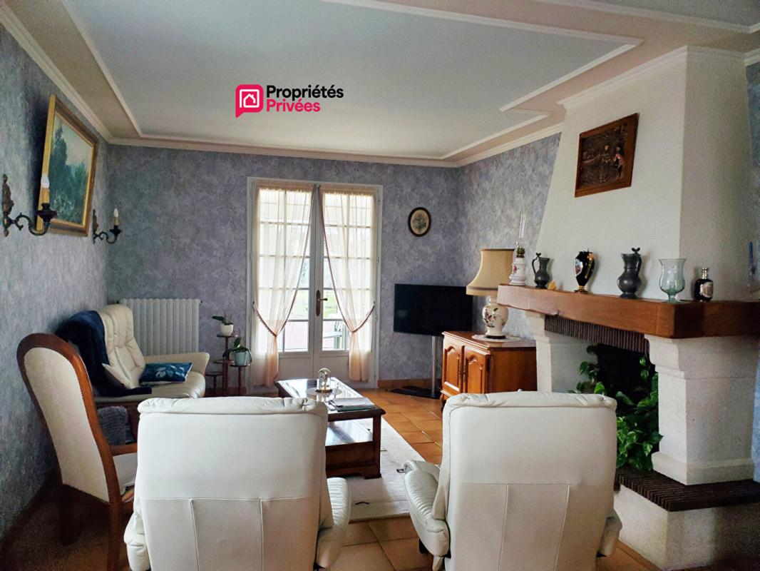 NOYERS-SUR-CHER Noyers sur Cher maison - 158 m² - 5 pièces - 4 chambres sur terrain de 1320 m² 5