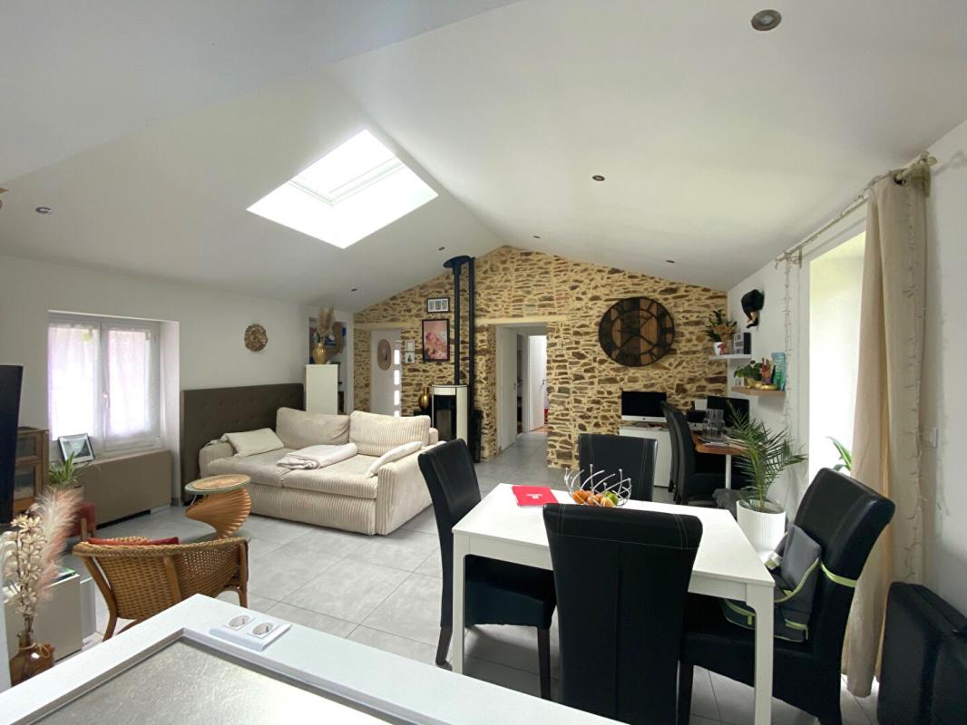 SAINTE-PAZANNE MAISON PLAIN PIED - 2 CHAMBRES - 44680 SAINTE PAZANNE - BUDGET 233 000 HAI 2