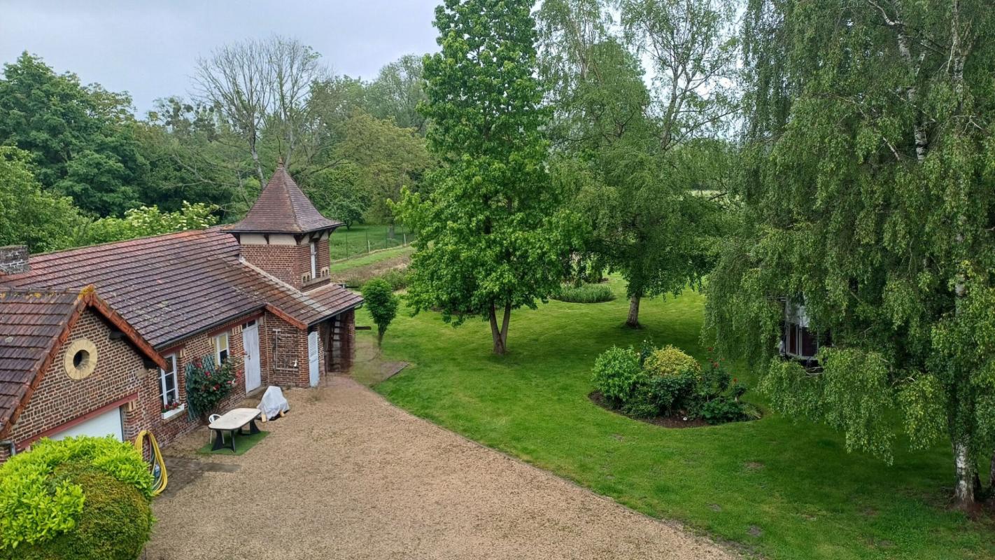 NOYON MAISON BOURGEOISE 1