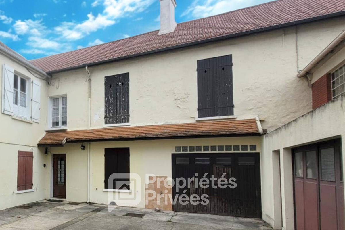 MARCOUSSIS Maison en hypercentre à rénover avec jardin et cave voûtée 14