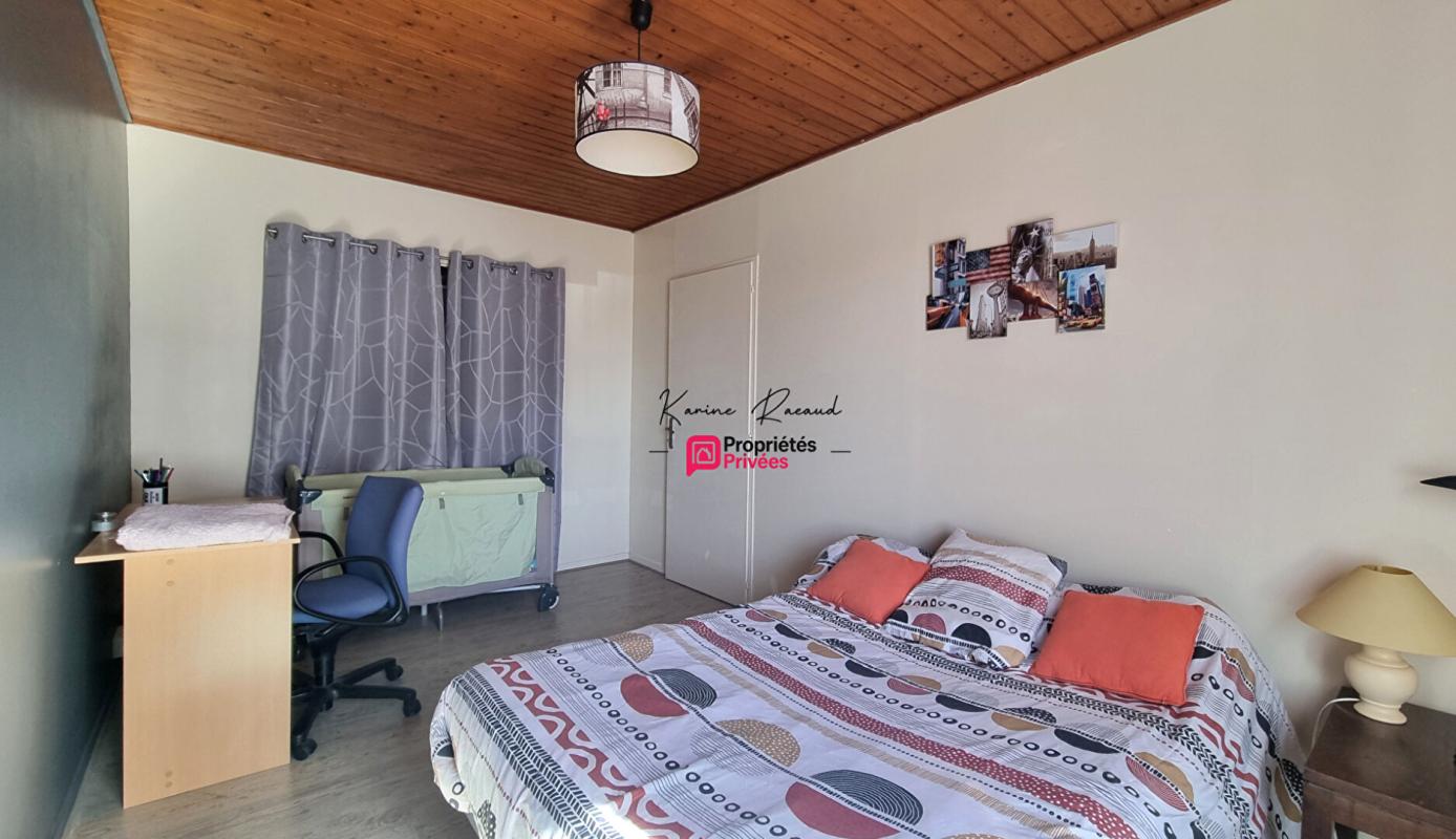 LA ROCHE-SUR-YON Maison 125 m2, 5 chambres 10