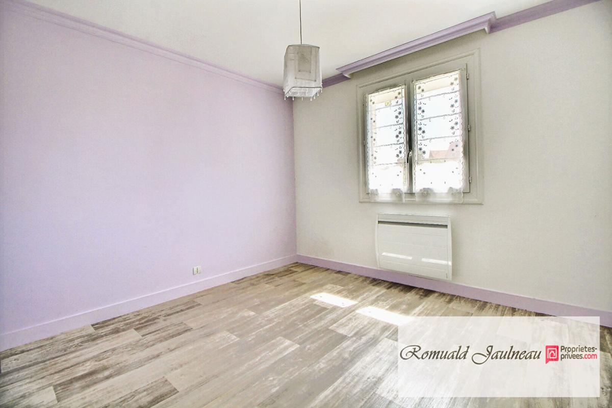 CHARTRES Maison de 136 m²sur sous sol avec 5 chambres 7
