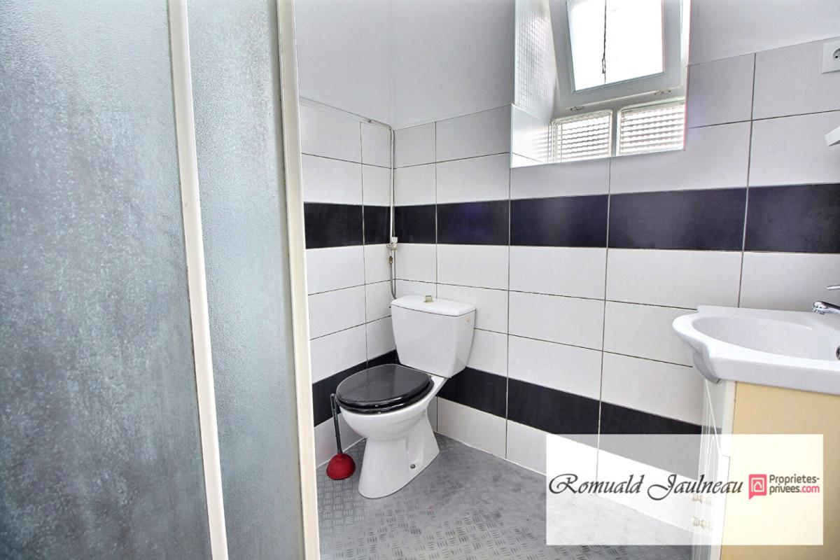 VOVES Maison de 69 m² avec 2 chambres 6