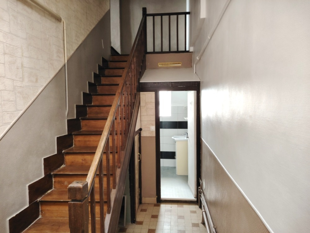 VOVES Maison de 69 m² avec 2 chambres 7