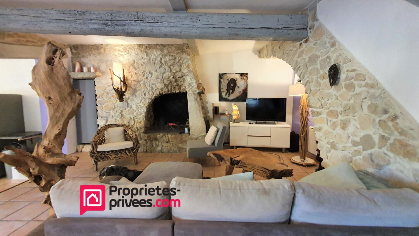UZES Maison de village entre Uzes et Nimes 2