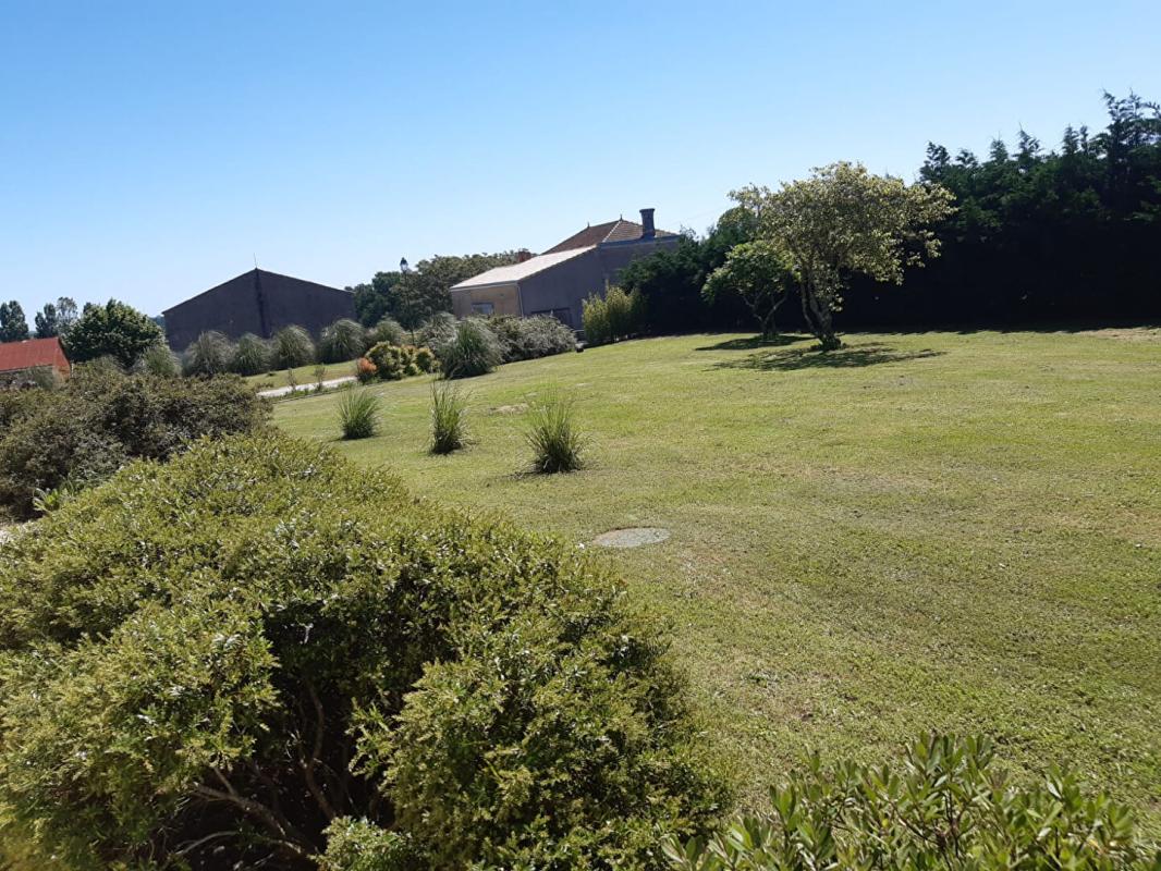 SAINT-PALAIS Ensemble immobilier de 2 maisons 364 m2 - revenu  locatif - PRIX 375 000 14