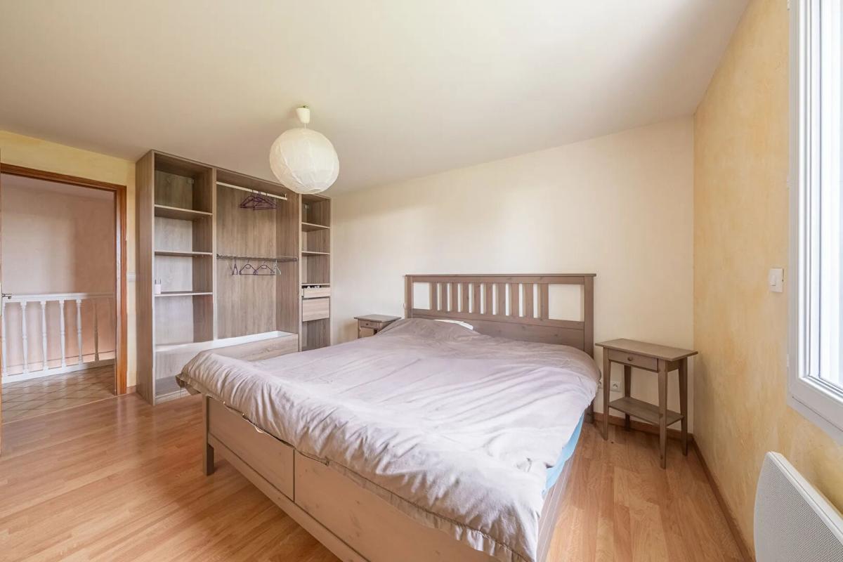 SAINT-PALAIS Ensemble immobilier de 2 maisons 364 m2 - revenu  locatif - PRIX 375 000 5