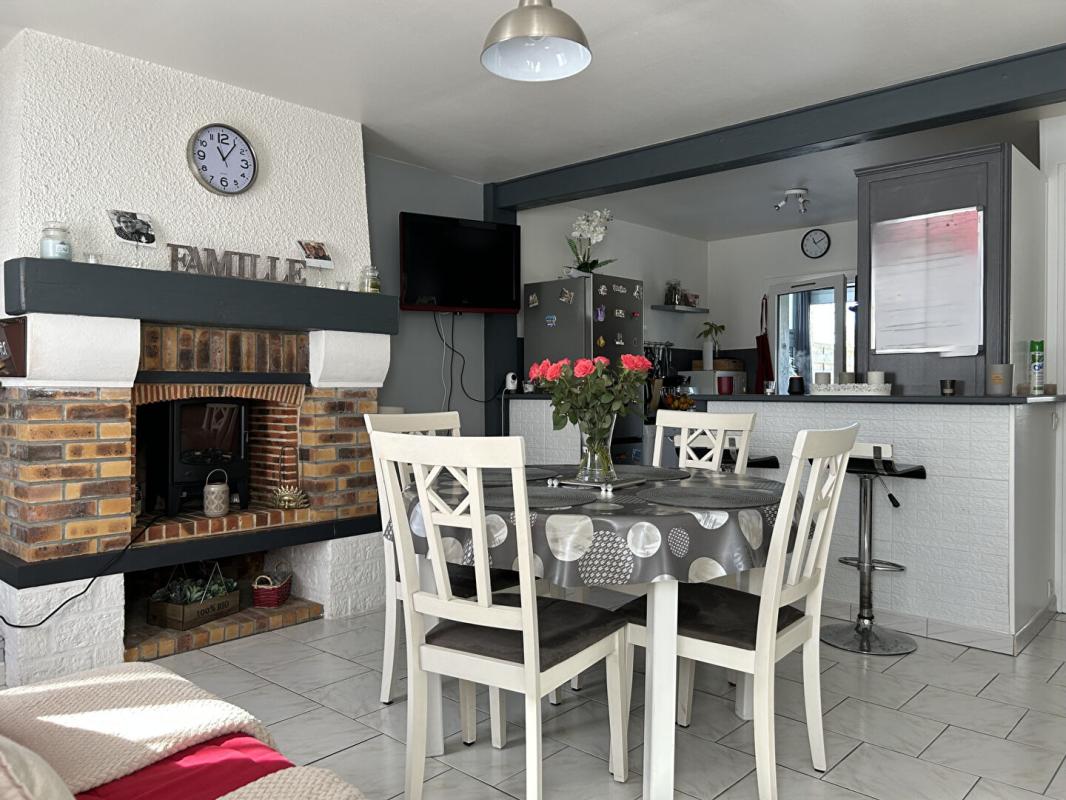 SAINT-MARTIN-DE-LA-LIEUE 14100 Charmante maison 3 pièces avec extérieur 132 000 Euros 1