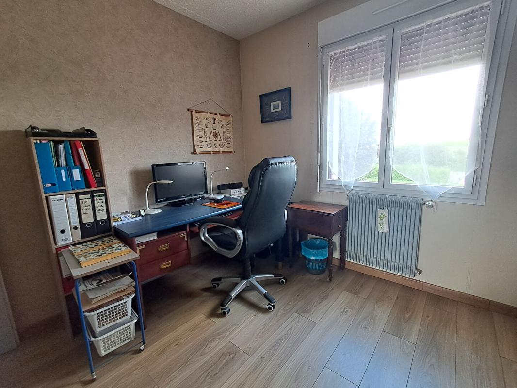 MONTREUIL Charmante maison familiale 6 pièce(s) 133 m2 terrain 2900 m2 10