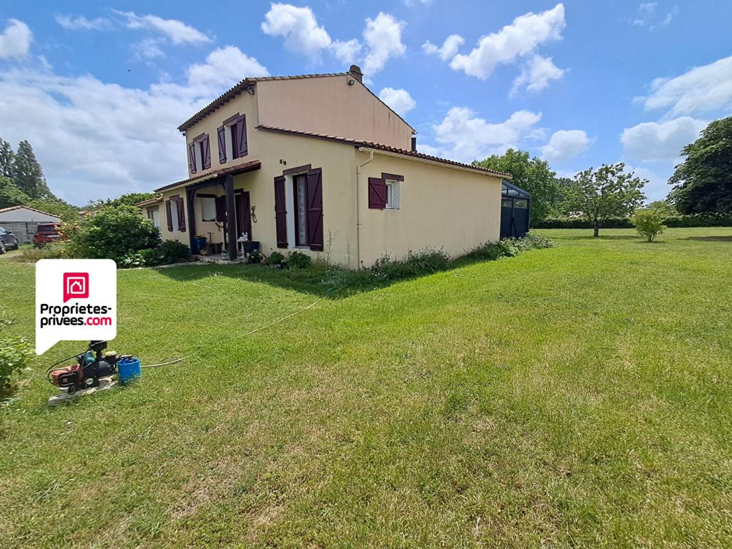 MONTREUIL Charmante maison familiale 6 pièce(s) 133 m2 terrain 2900 m2 2