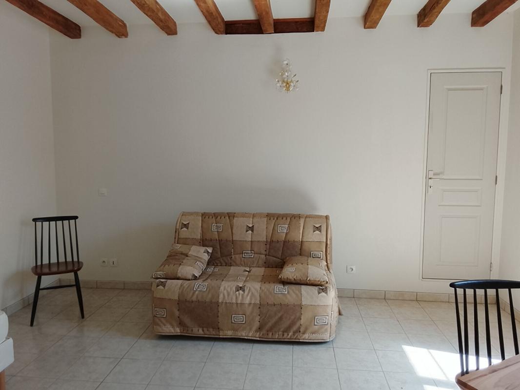 MEZIERES-EN-BRENNE Maison Mezieres En Brenne 3 pièce(s) 75 m2 10