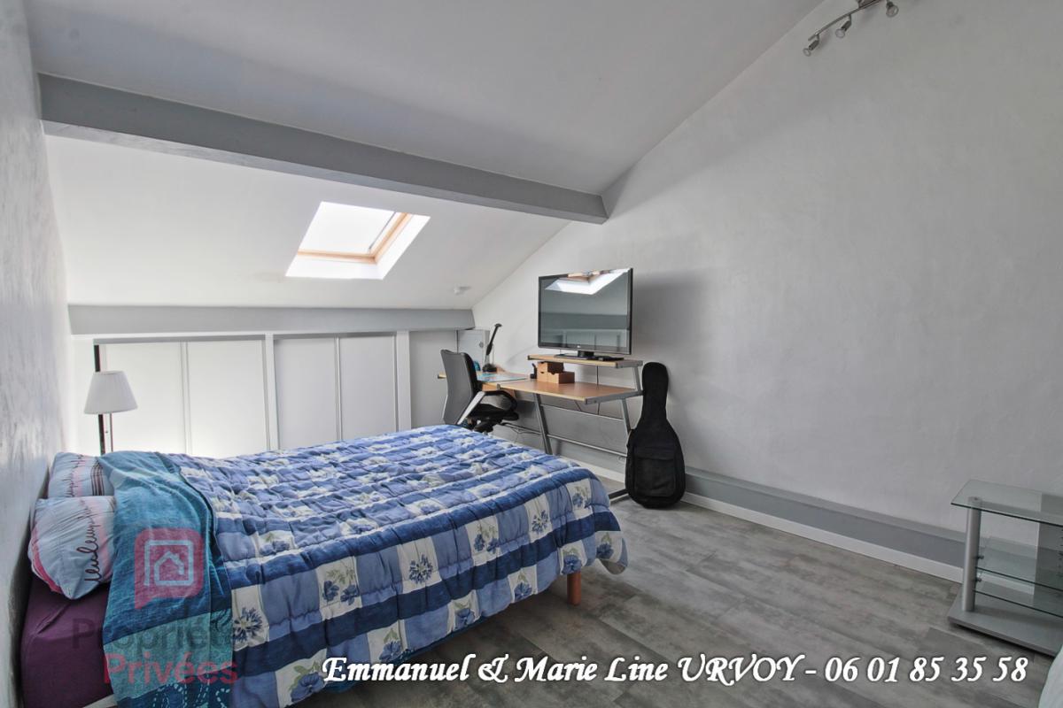 NOVES EXCLUSIVITE - NOVES 13550: Appartement T5 avec véranda et Terrasse 11