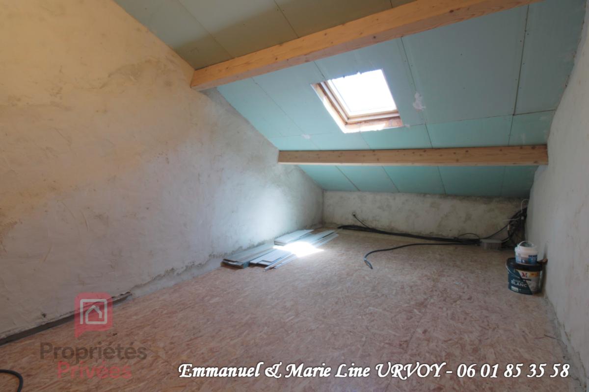 NOVES EXCLUSIVITE - NOVES 13550: Appartement T5 avec véranda et Terrasse 12