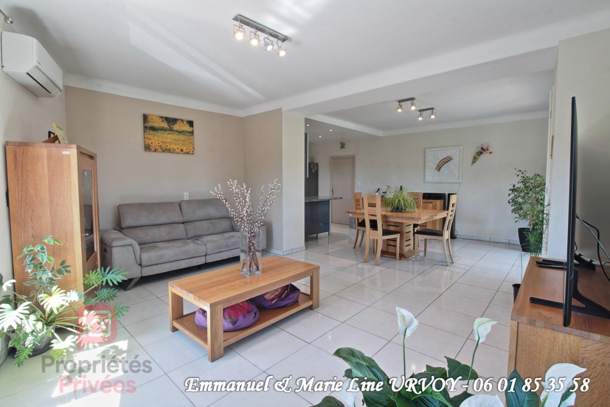 NOVES EXCLUSIVITE - NOVES 13550: Appartement T5 avec véranda et Terrasse 3