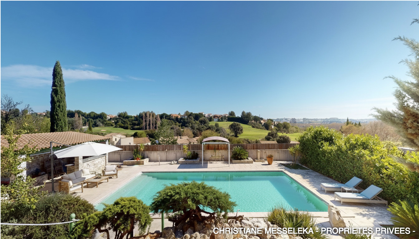 JUVIGNAC Demeure de prestige Juvignac 5 pièce(s) 190 m2 2