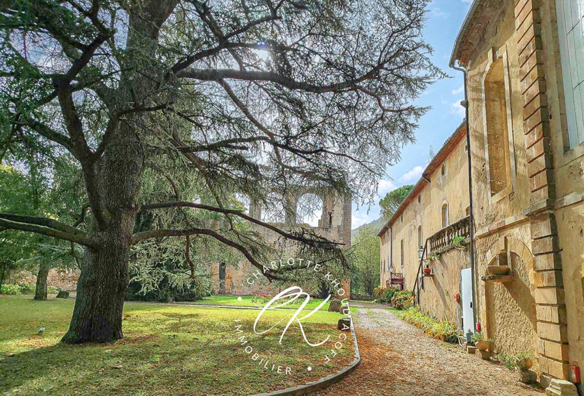 LIMOUX Bien d'exception et de charme avec magnifique parc arboré 1
