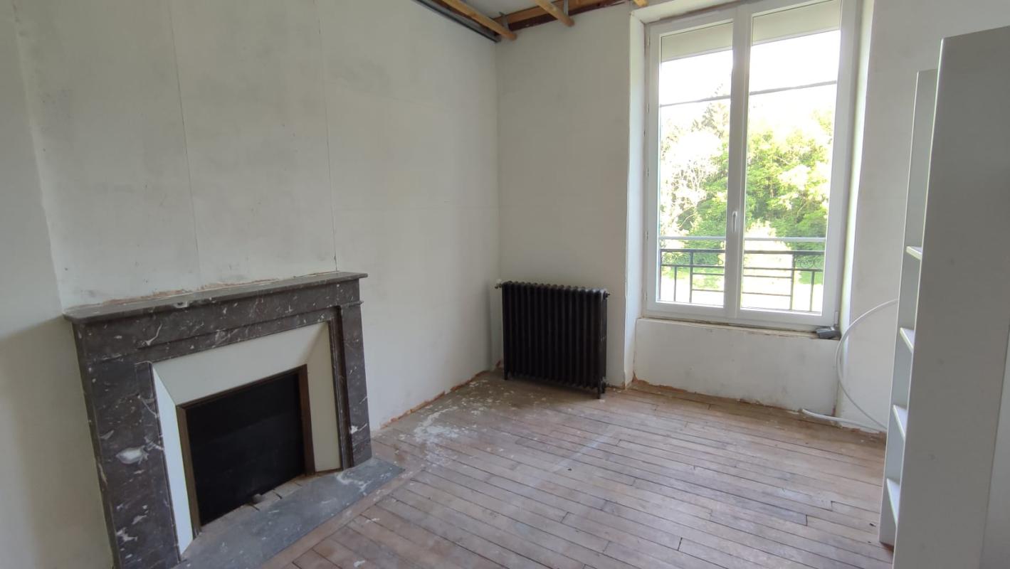 LIGINIAC Maison bourgeoise avec dépendances et parcelle de bois à Liginiac 19160 10