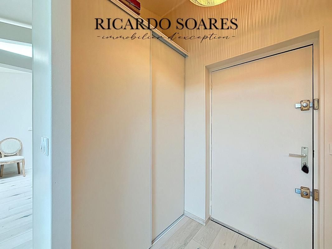 PONT-SAINTE-MAXENCE 60700 PONT-SAINTE-MAXENCE, Appartement au CHATEAU DE VILLETTE 55m2, 2 PIÈCES, 1 CHAMBRE 13