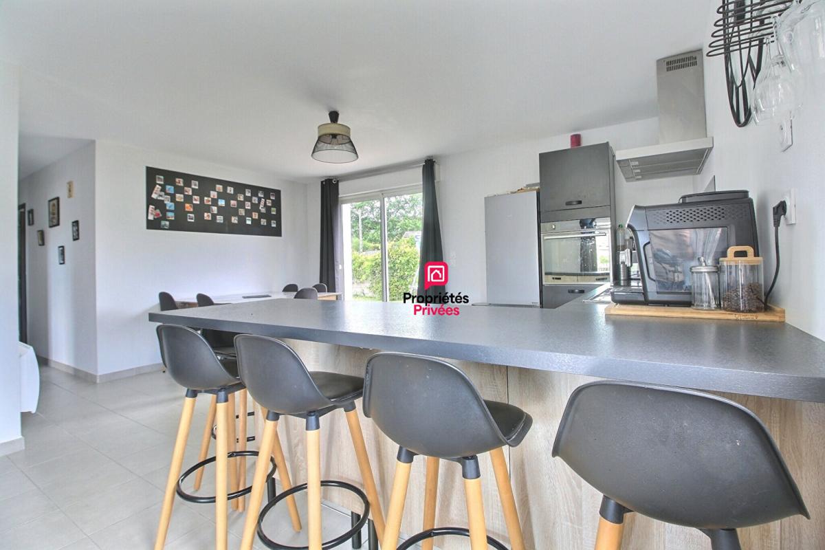 VACQUIERES Maison 3 chambres 92 m² de plain pied avec piscine à Vacquieres 6