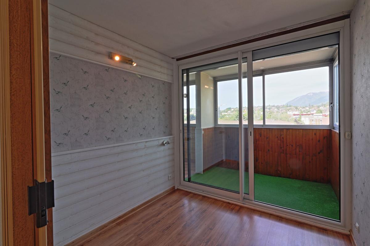 ANNECY Appartement Annecy 3 chambres, 77.55 m² avec balcons, cave et garage 8