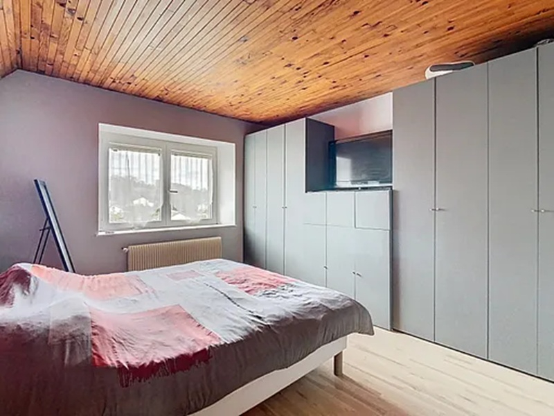 CUSTINES Maison familiale, 7 pièces, 190 m² , Dépendance à rénover, Garage, Jardin 11