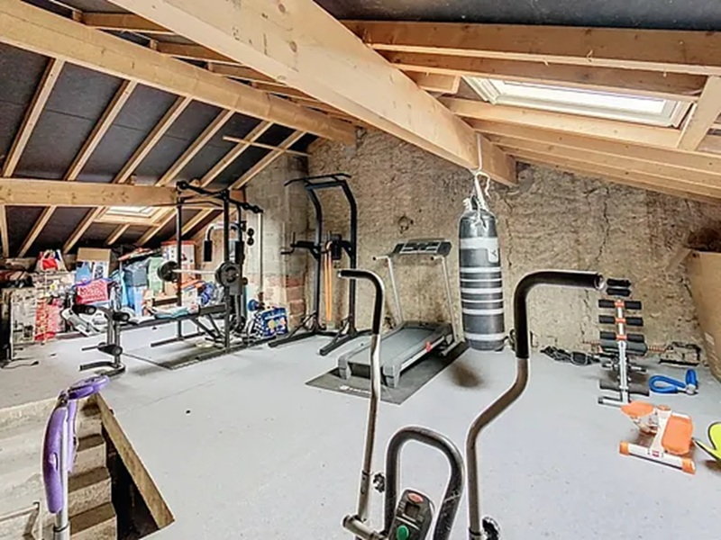 CUSTINES Maison familiale, 7 pièces, 190 m² , Dépendance à rénover, Garage, Jardin 14