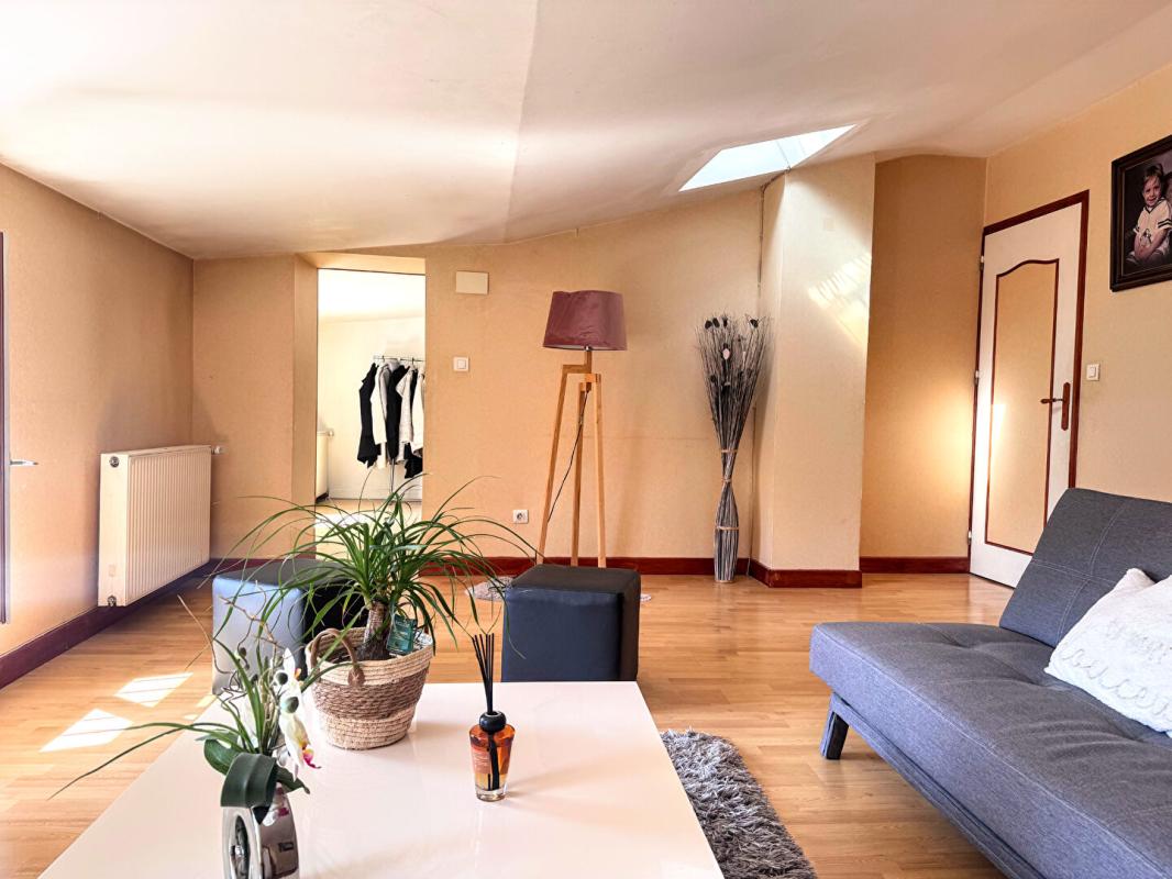 ROMAGNAT Maison familiale pleine de charme - 146 m² - Saulzet Le Chaud 10