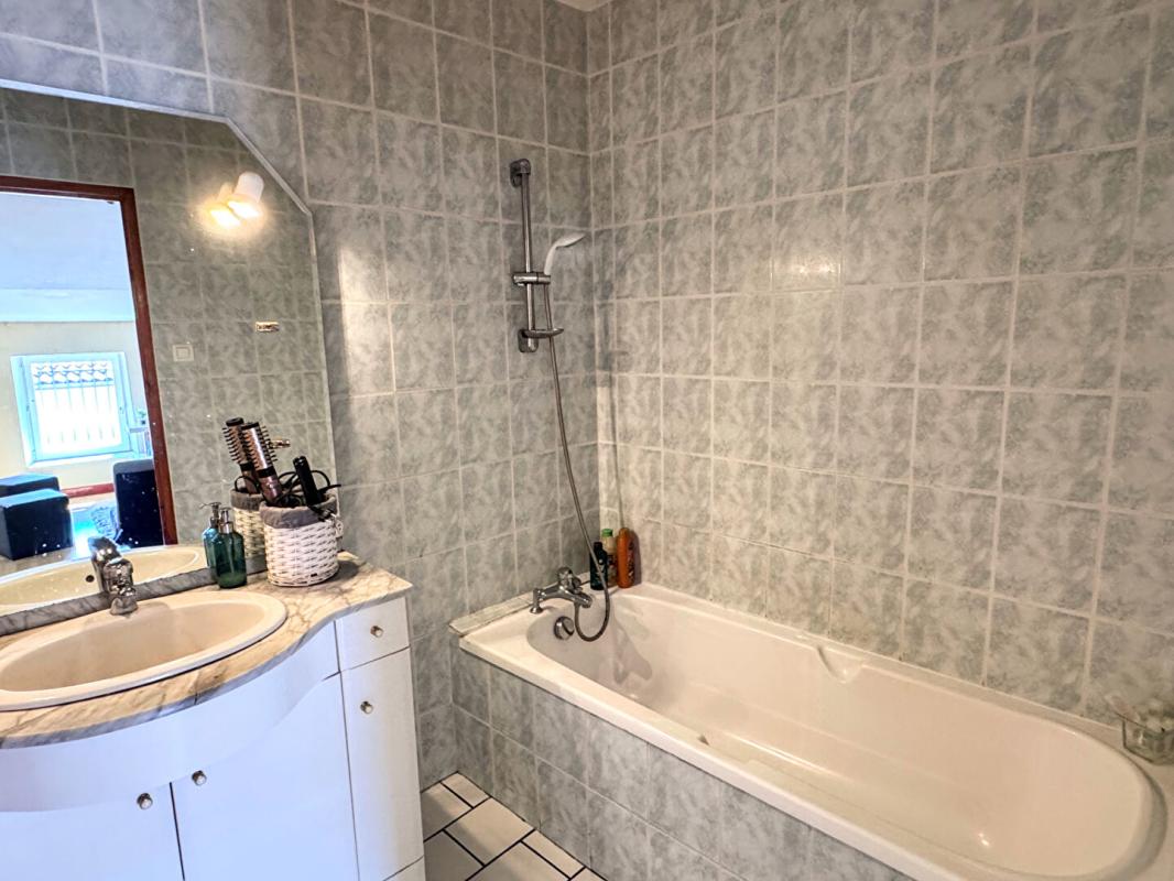 ROMAGNAT Maison familiale pleine de charme - 146 m² - Saulzet Le Chaud 7