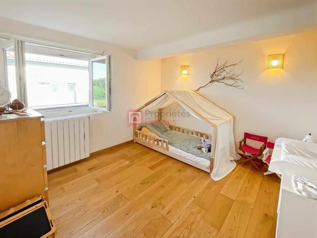 USTARITZ Appartement Bixta Eder , 115m2, Arrauntz 9