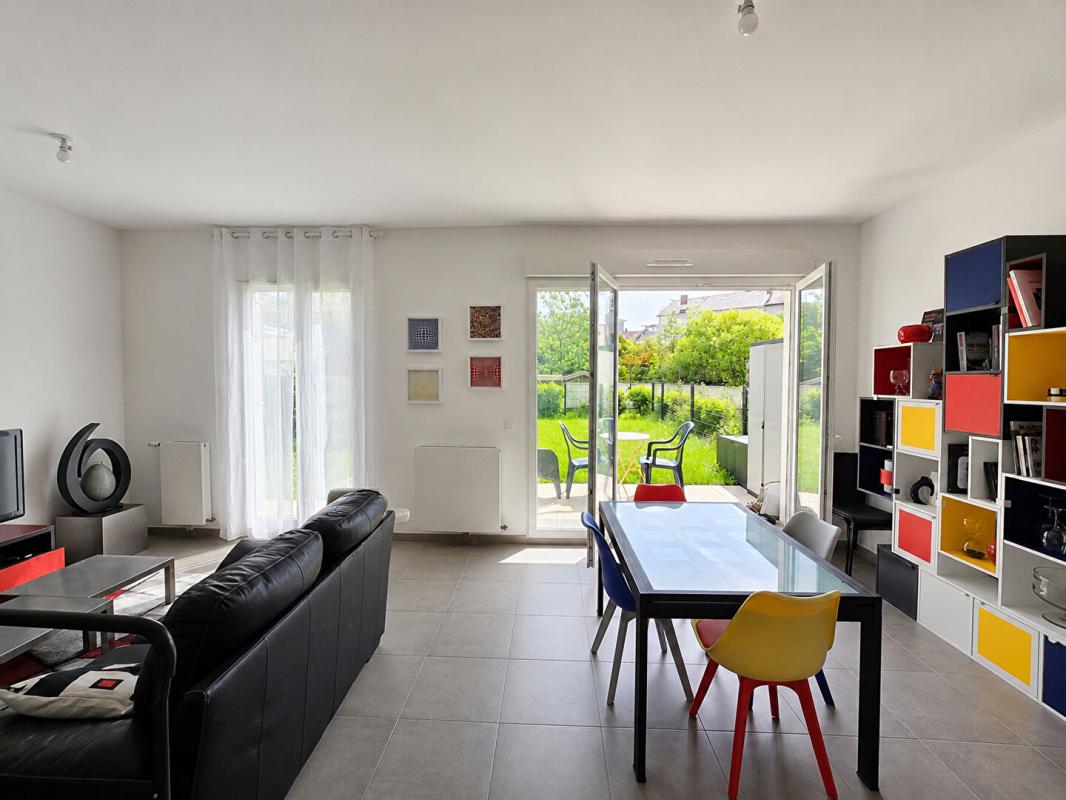 VAIRES-SUR-MARNE Appartement Vaires Sur Marne 3 pièces 61 m2 - luminosité, jardin, 200 m gare SNCF 1