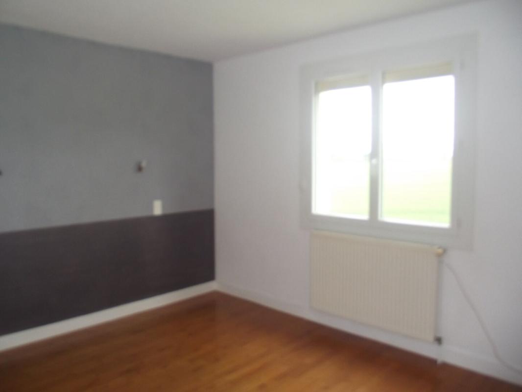 CHAVANGES Belle maison de plain pied 5