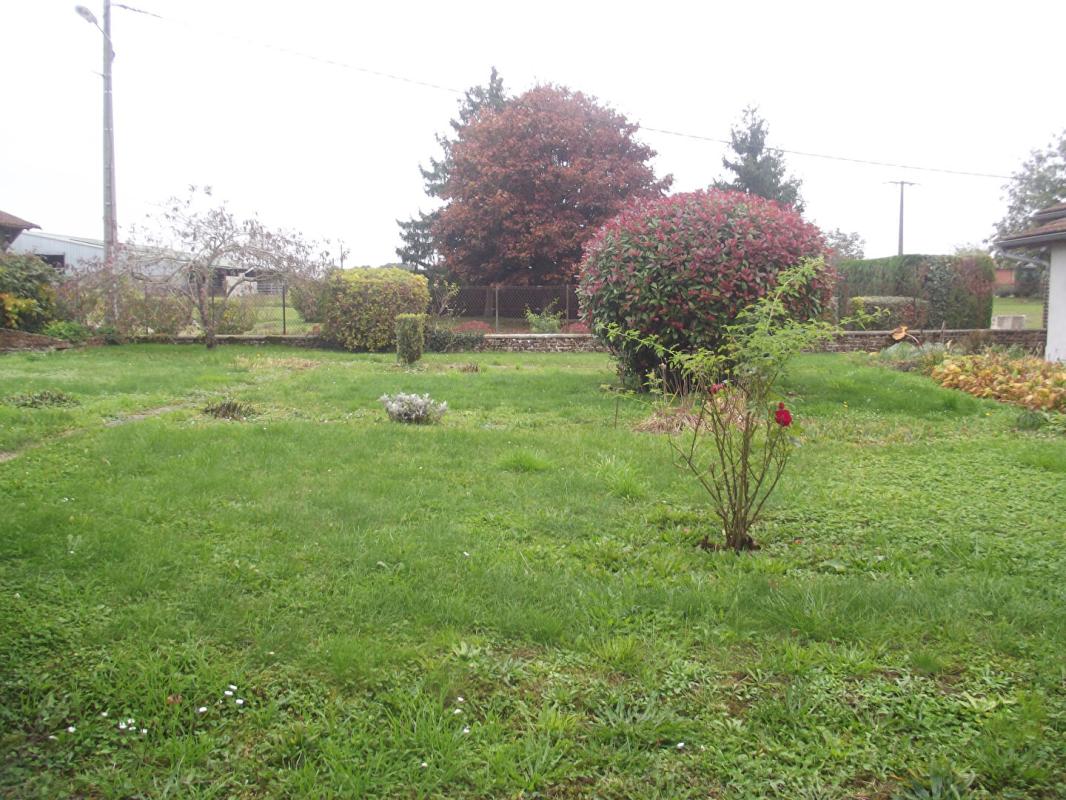 MAIZIERES-LES-BRIENNE Belle maison plain pied 15