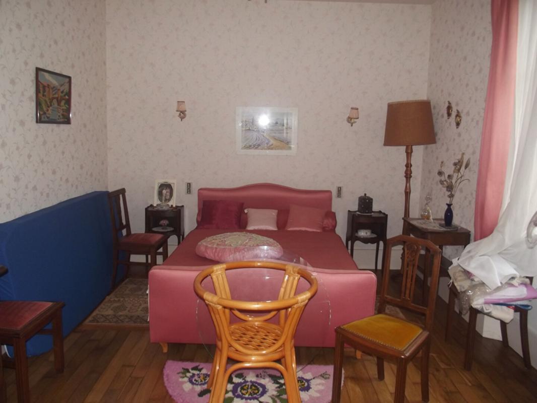 MAIZIERES-LES-BRIENNE Belle maison plain pied 5