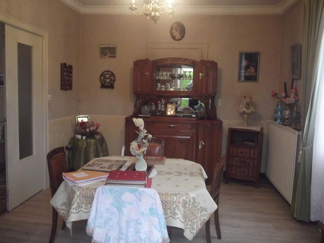 MAIZIERES-LES-BRIENNE Belle maison plain pied 6