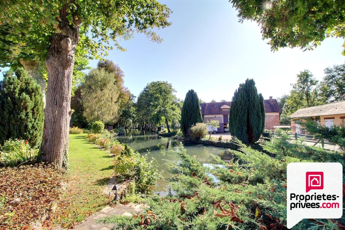 SAINT-GERMAIN-DES-PRES A VENDRE VASTE PROPRIETE Composée de DEUX HABITATIONS et UN STUDIO, ETANG bordée par rivière sur plus de 4,5 Hectares 5