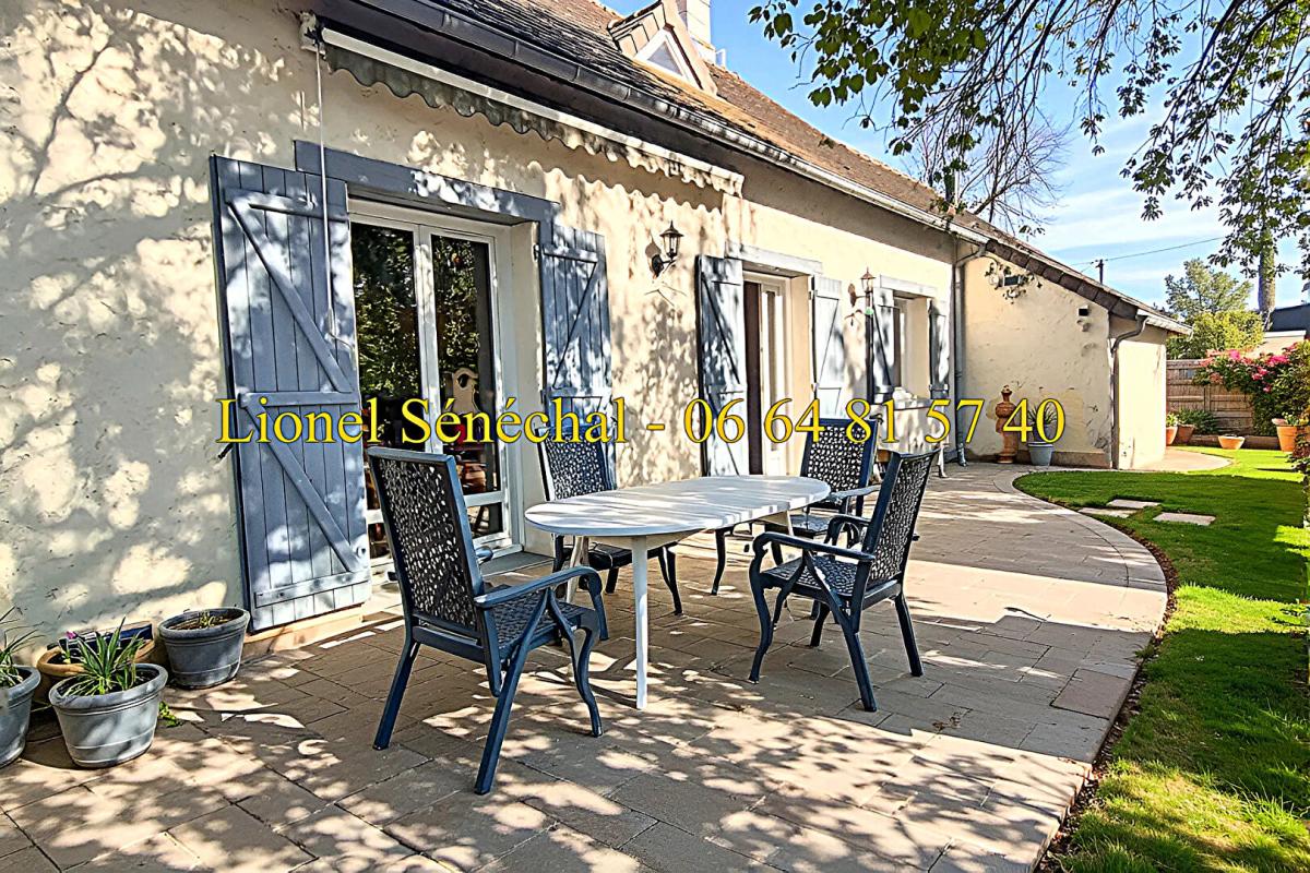 BRETTE-LES-PINS Maison 8 pièces de 135 m2 habitables avec un sous sol complet sur une parcelle de plus de 1 700 m2 11