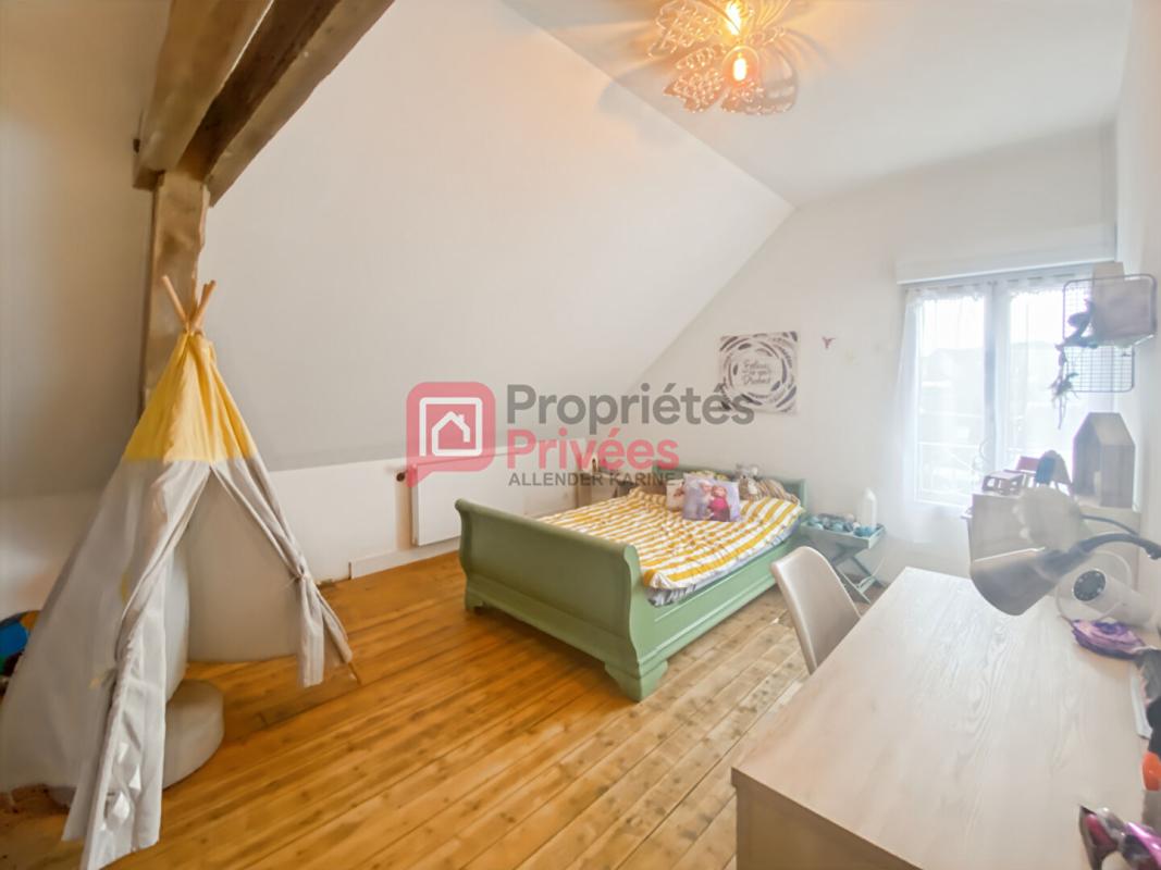 SENS Maison Soucy 9 pièce(s) 165 m2 17