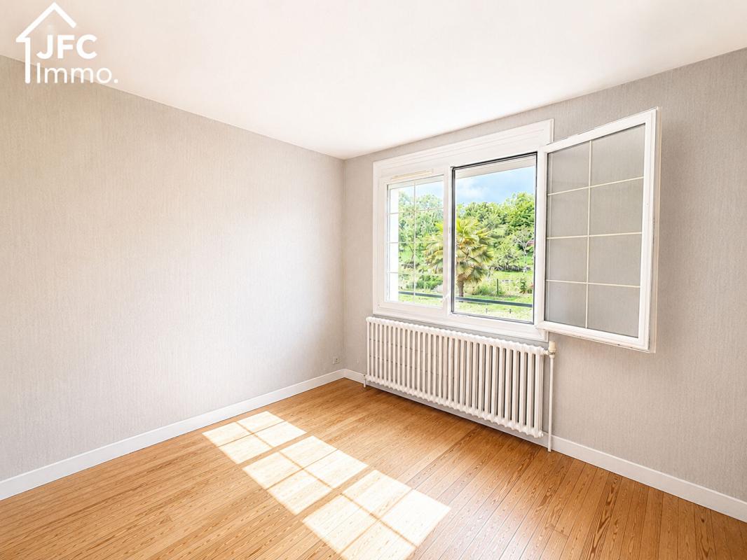 SOISSONS Maison Soissons 7 pièce(s) 112 m2 + terrain, 3100 m² 13