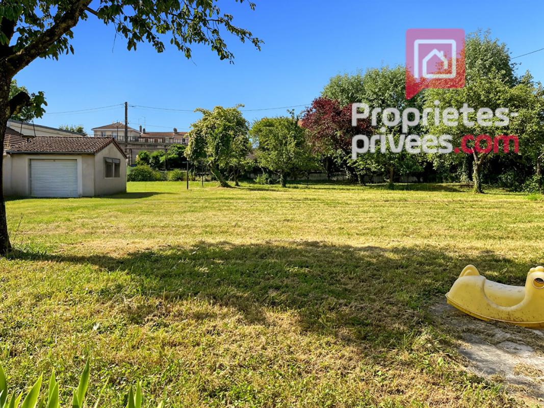 DOMMARTIN-LES-TOUL 54200 Dommartin Les Toul, Maison de Maître 173m2/4CH/Garage sur 1729m² de terrain clos 495000HAI 18