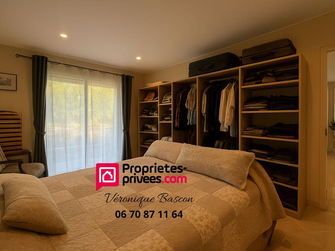COULOUNIEIX-CHAMIERS Maison 5 pièces sur 910 m2 de terrain 10