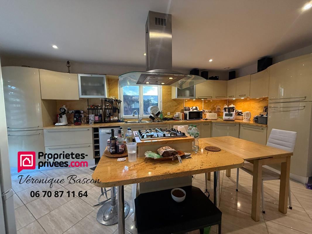 COULOUNIEIX-CHAMIERS Maison 5 pièces sur 910 m2 de terrain 5