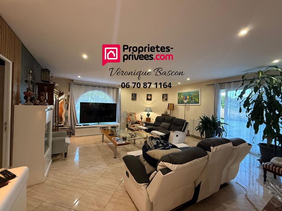 COULOUNIEIX-CHAMIERS Maison 5 pièces sur 910 m2 de terrain 7