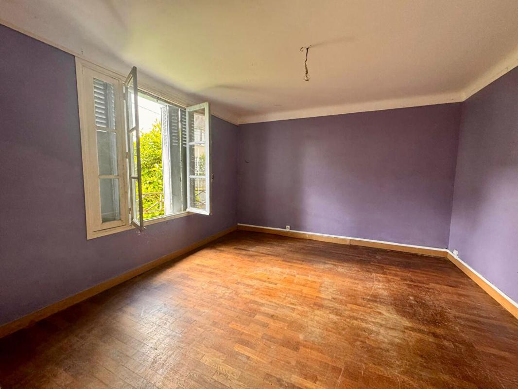 VARENNES-VAUZELLES Maison Varennes Vauzelles 92 m² - 516m² jardin - 4 chambres 1