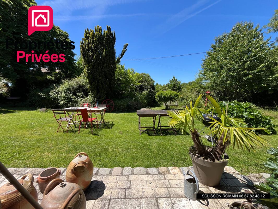BERNEUIL Charentaise Berneuil - 186 m2 - 3 chambres - jardin arboré - PRIX 228 778 HAI 10