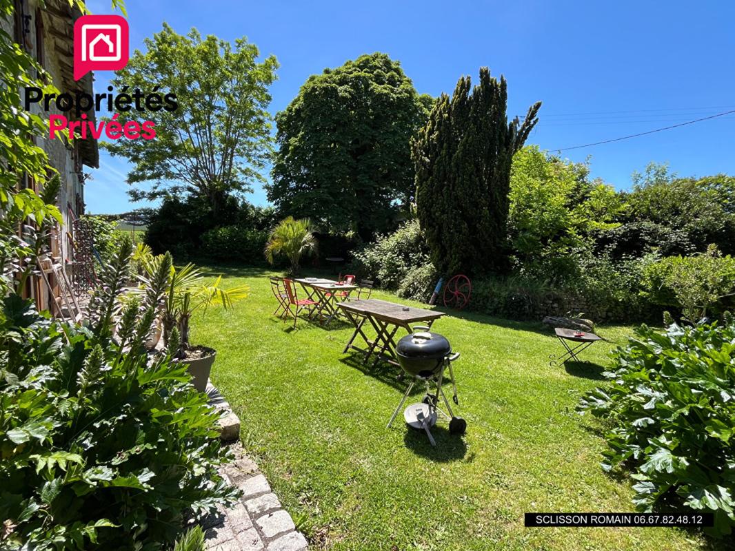 BERNEUIL Charentaise Berneuil - 186 m2 - 3 chambres - jardin arboré - PRIX 228 778 HAI 12