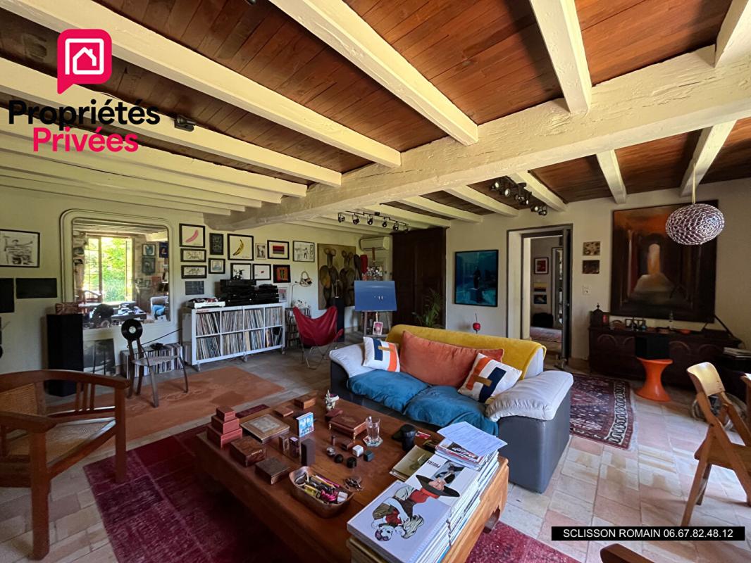 BERNEUIL Charentaise Berneuil - 186 m2 - 3 chambres - jardin arboré - PRIX 228 778 HAI 5