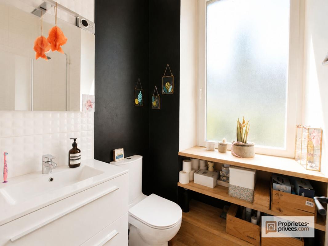 QUIMPER Quimper Centre : Duplex 160 m² avec jardin, studio indépendant et dépendance 14