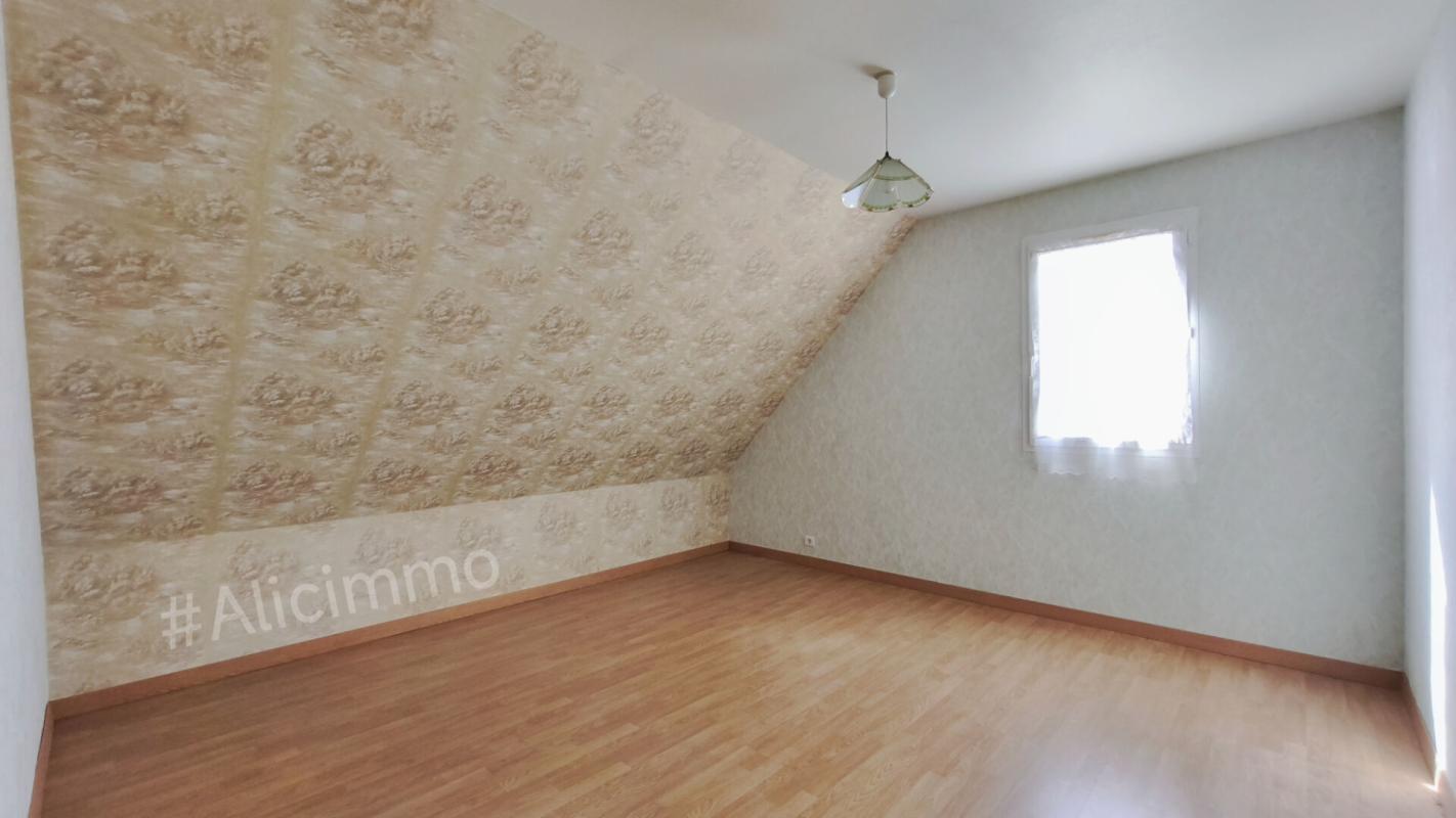 SEZANNE Maison Sezanne 7 pièce(s) 167 m2 12